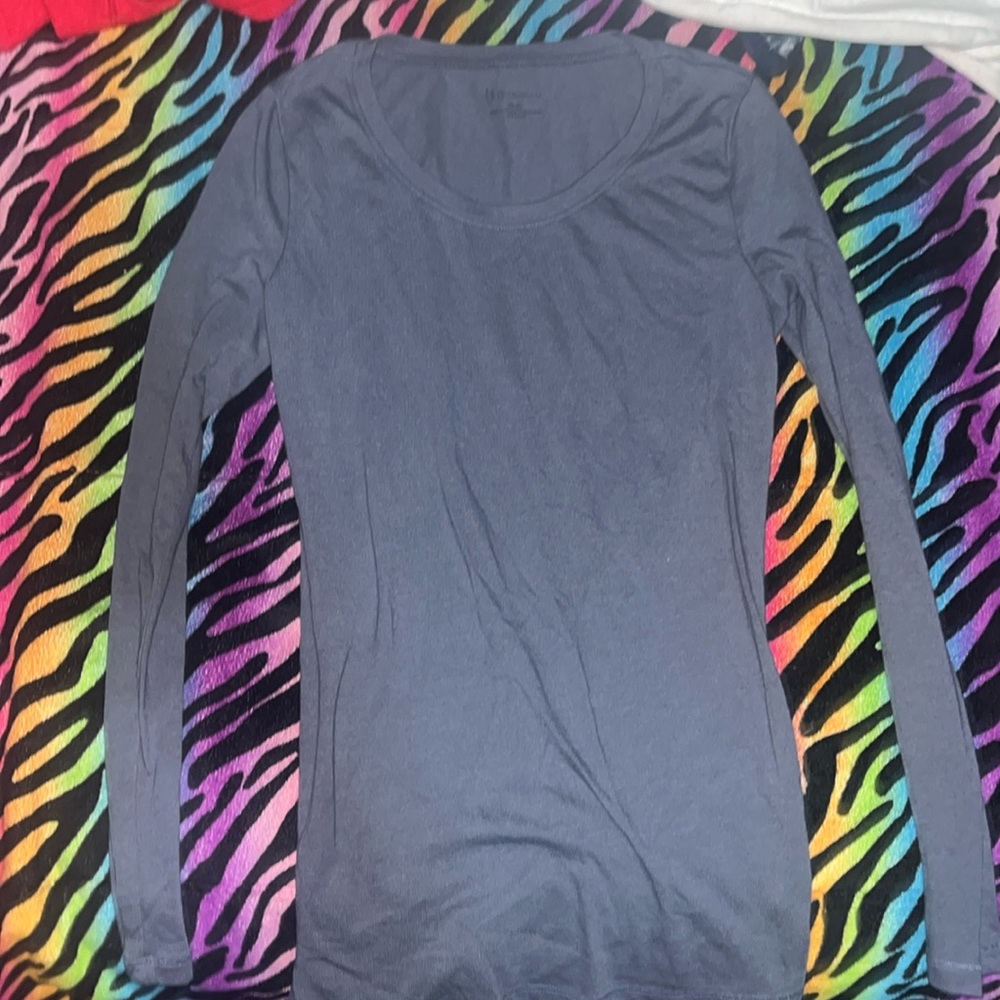 women XS long sleeve shirt